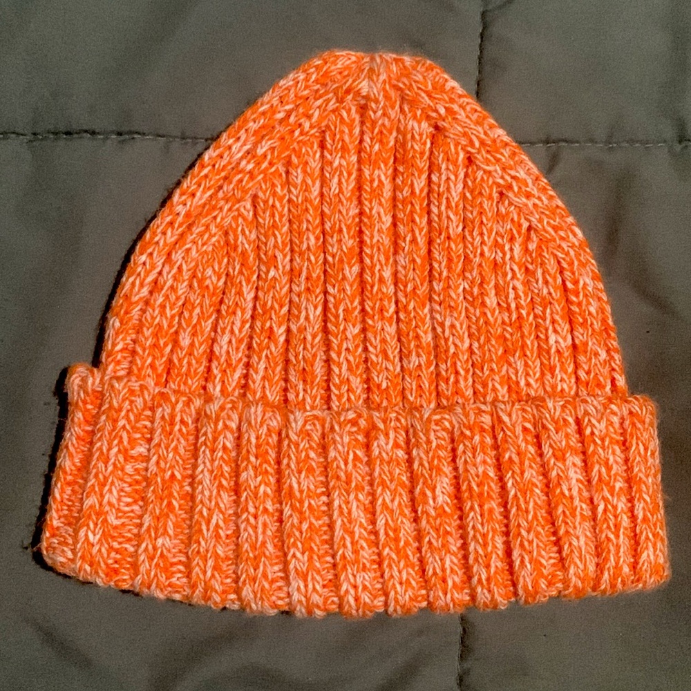 ❄️ Reserved Brand Orange Beanie New
